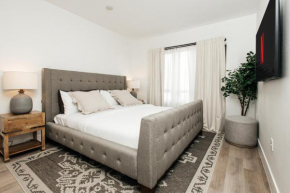 Ruby 2 BR apt in MiracleMile
